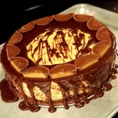 Brownie Bottom Peanut Butter Cheesecake