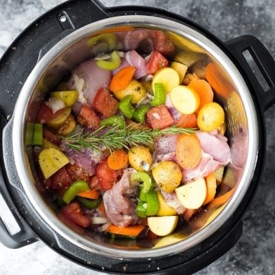 Chef Ellen Instant Pot Tuscan Chicken Stew