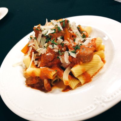 Rigatoni and red sauce